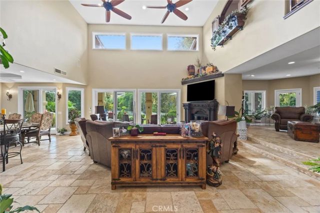 14025 Yokuts, Bakersfield, CA 93306