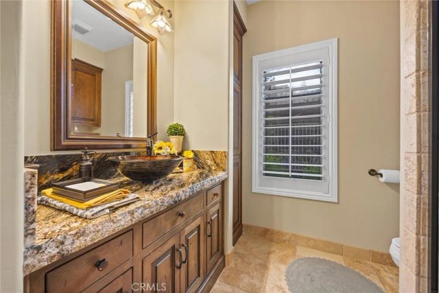 14025 Yokuts, Bakersfield, CA 93306