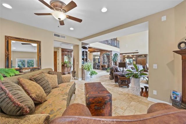 14025 Yokuts, Bakersfield, CA 93306