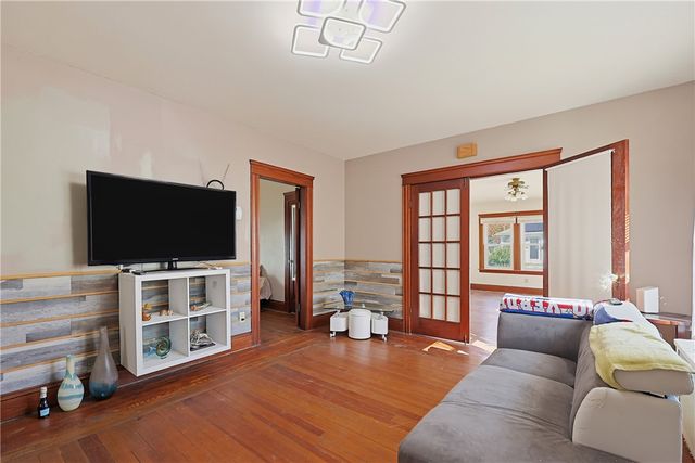 86 Stedman Avenue, Pawtucket, RI 02860
