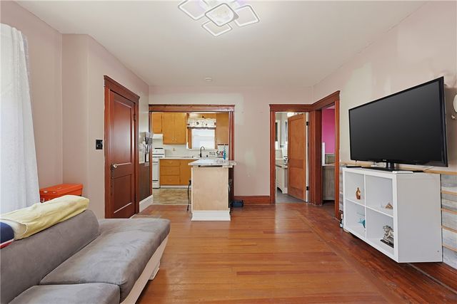 86 Stedman Avenue, Pawtucket, RI 02860