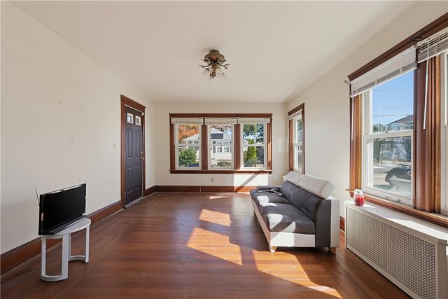 86 Stedman Avenue, Pawtucket, RI 02860