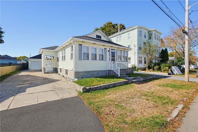86 Stedman Avenue, Pawtucket, RI 02860
