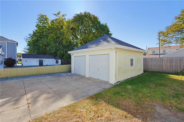 86 Stedman Avenue, Pawtucket, RI 02860