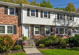 55 Clough Rd 55, Dedham, MA 02026