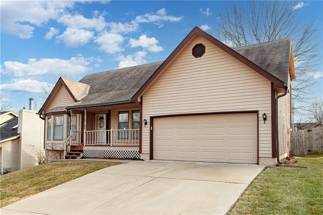 4201 NW 64th Place, Kansas City, MO 64151
