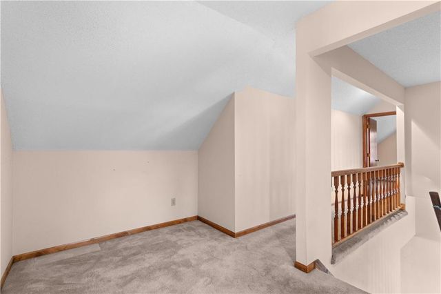 4201 NW 64th Place, Kansas City, MO 64151