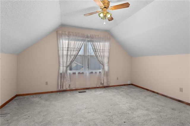 4201 NW 64th Place, Kansas City, MO 64151