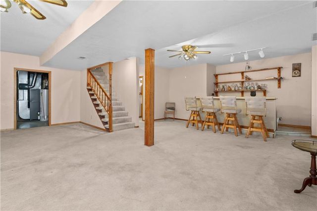4201 NW 64th Place, Kansas City, MO 64151