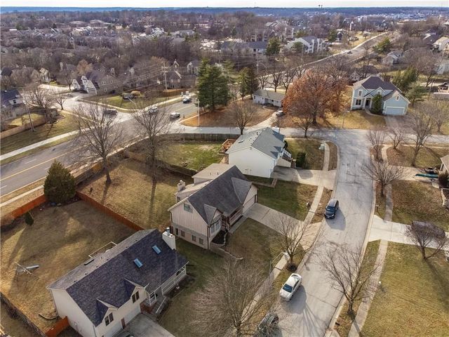 4201 NW 64th Place, Kansas City, MO 64151