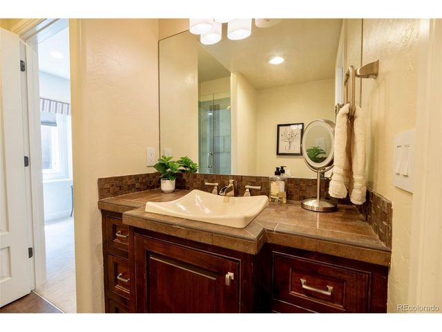 1575 Vine Cliff Hts, Colorado Springs, CO 80921