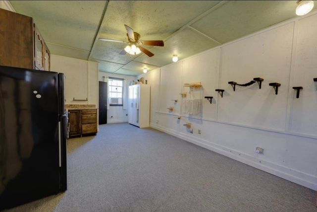 27000 S 626 Lane, Grove, OK 74344