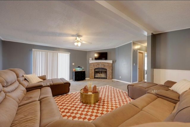 27000 S 626 Lane, Grove, OK 74344