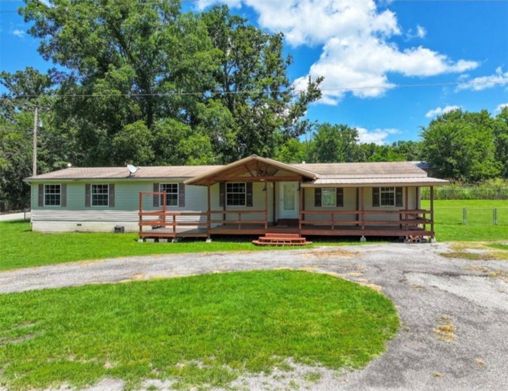 27000 S 626 Lane, Grove, OK 74344