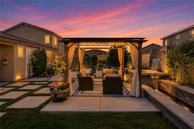 7022 Housatonic Court, Jurupa Valley, CA 91752