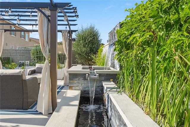 7022 Housatonic Court, Jurupa Valley, CA 91752