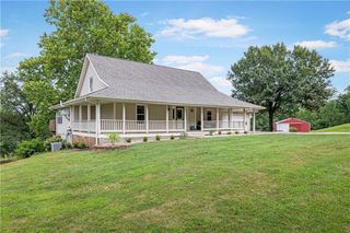 7196 SE Snow Drive, Holt, MO 64048