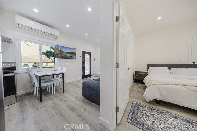 12809 Woodley Avenue, Granada Hills (los Angeles), CA 91344