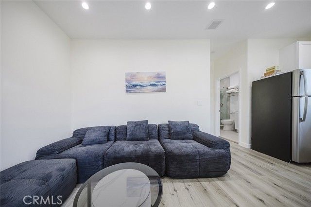 12809 Woodley Avenue, Granada Hills (los Angeles), CA 91344