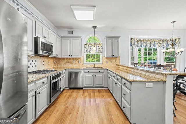 1875 Milfield Circle, Snellville, GA 30078