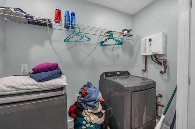 804 N Moore Road, Chattanooga, TN 37411