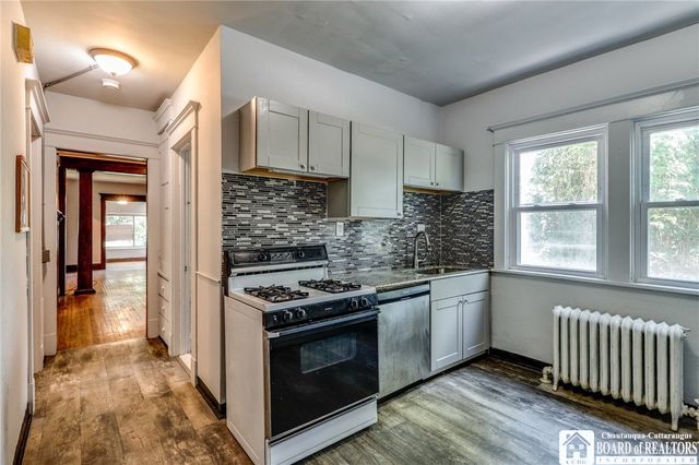 39 Hughes Avenue, Buffalo, NY 14208