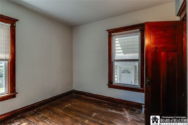 39 Hughes Avenue, Buffalo, NY 14208