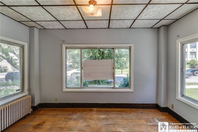 39 Hughes Avenue, Buffalo, NY 14208