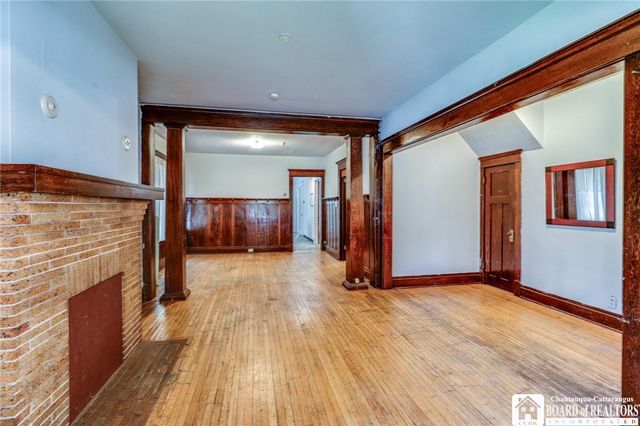 39 Hughes Avenue, Buffalo, NY 14208