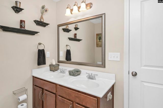 426 Crawley Lane, Chapin, SC 29036