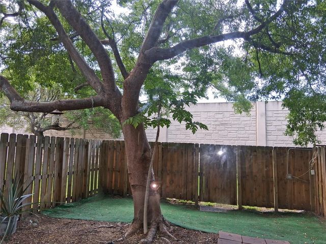 1044 NE 30th Avenue, Homestead, FL 33033