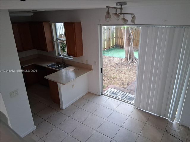 1044 NE 30th Avenue, Homestead, FL 33033