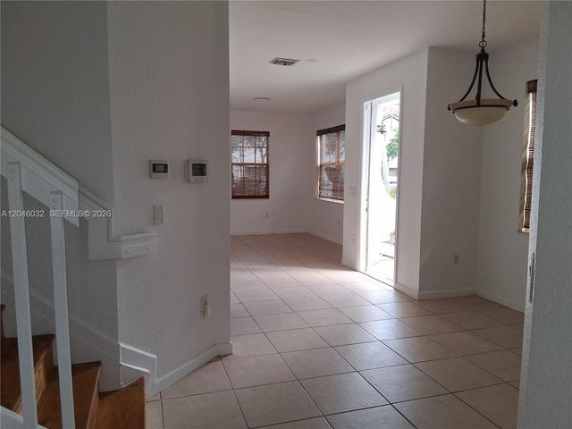 1044 NE 30th Avenue, Homestead, FL 33033