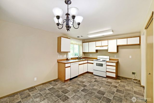 6018 4th Drive W, Everett, WA 98203
