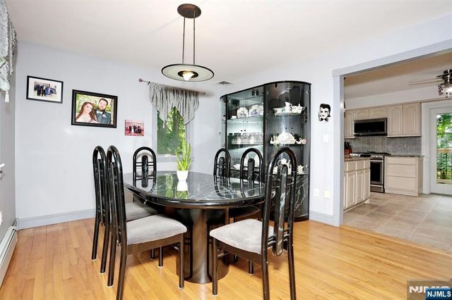 20 Linnea Place, Ringwood, NJ 07456
