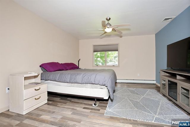 20 Linnea Place, Ringwood, NJ 07456