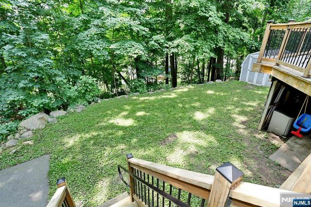 20 Linnea Place, Ringwood, NJ 07456