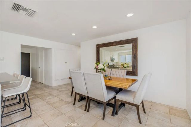 24131 Kittridge, West Hills, CA 91307