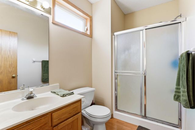 2888 Eagle Valley Drive, Woodbury, MN 55129