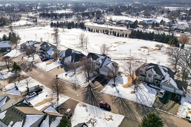 2888 Eagle Valley Drive, Woodbury, MN 55129