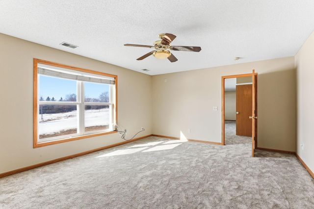 2888 Eagle Valley Drive, Woodbury, MN 55129