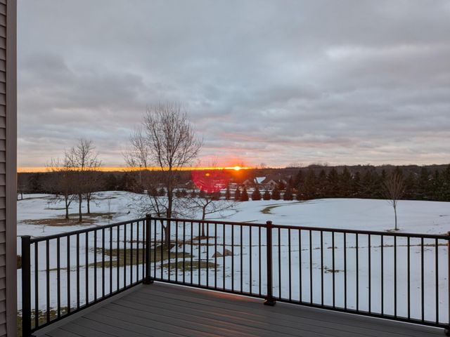 2888 Eagle Valley Drive, Woodbury, MN 55129