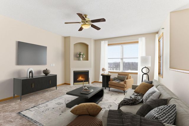 2888 Eagle Valley Drive, Woodbury, MN 55129