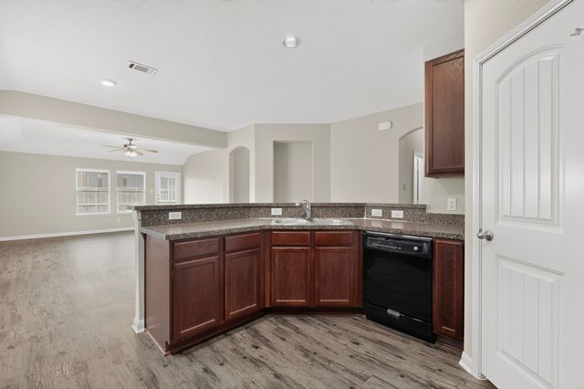 2939 Saint Bernard Drive, Dallas, TX 75233