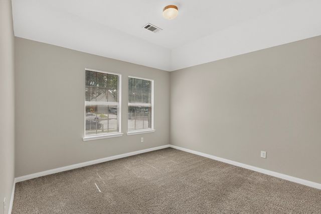 2939 Saint Bernard Drive, Dallas, TX 75233