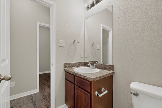 2939 Saint Bernard Drive, Dallas, TX 75233