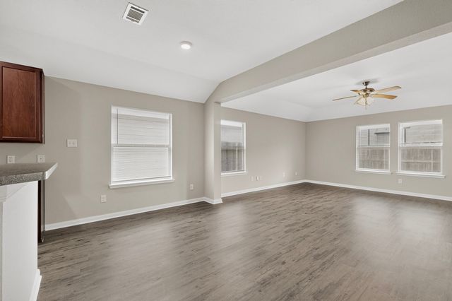 2939 Saint Bernard Drive, Dallas, TX 75233