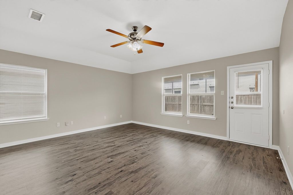 2939 Saint Bernard Drive, Dallas, TX 75233 — photo 5