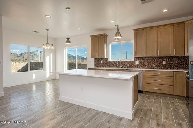 6526 Swan Street, Las Cruces, NM 88012