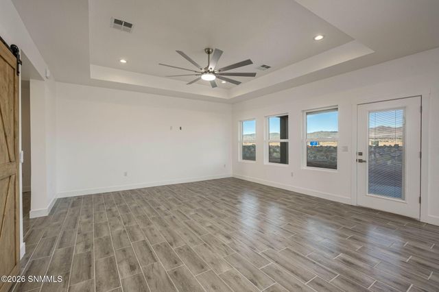 6526 Swan Street, Las Cruces, NM 88012